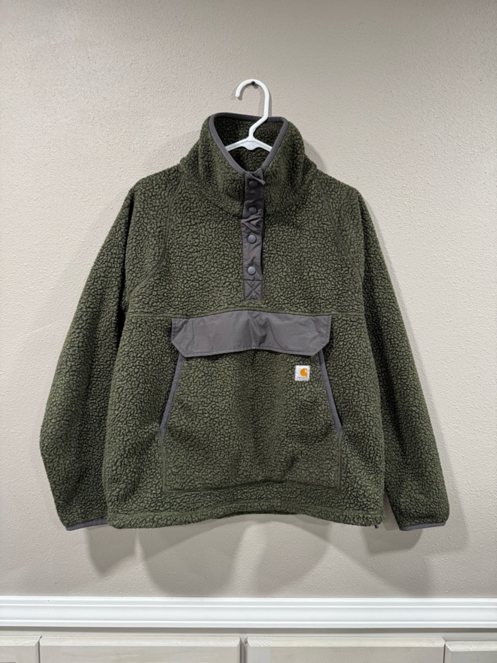 Carhartt Women’s Sherpa Sweatshirt - Picture 2 of 4